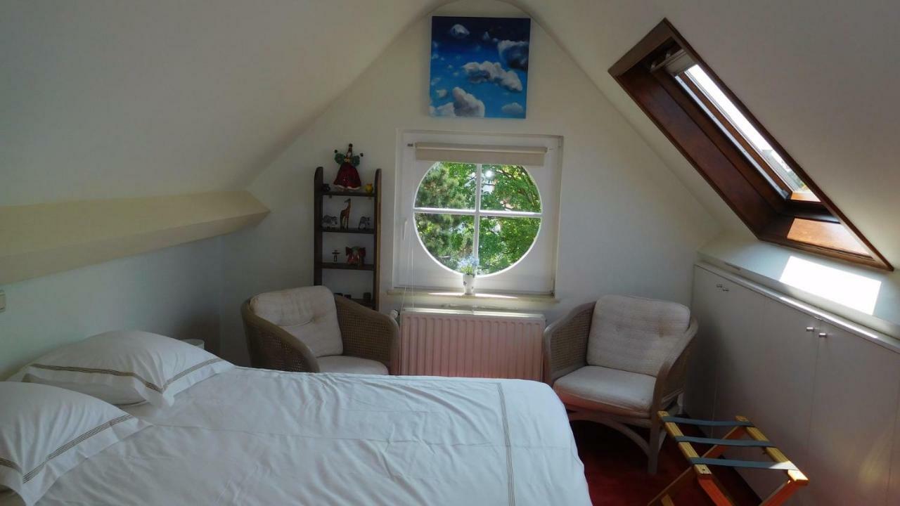 B&B Dreamcottage นอคเคอ-เฮสท์ ภายนอก รูปภาพ